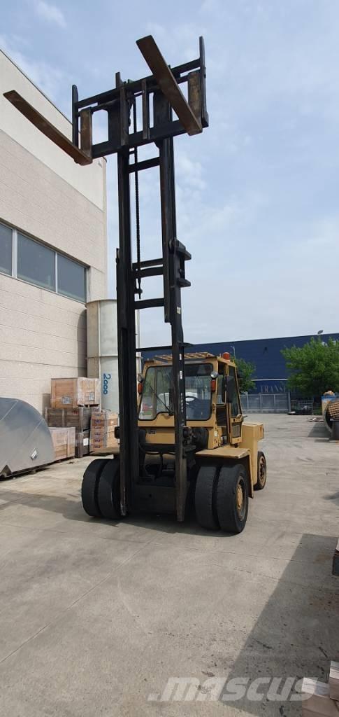 CAT DP 80 Camiones diesel