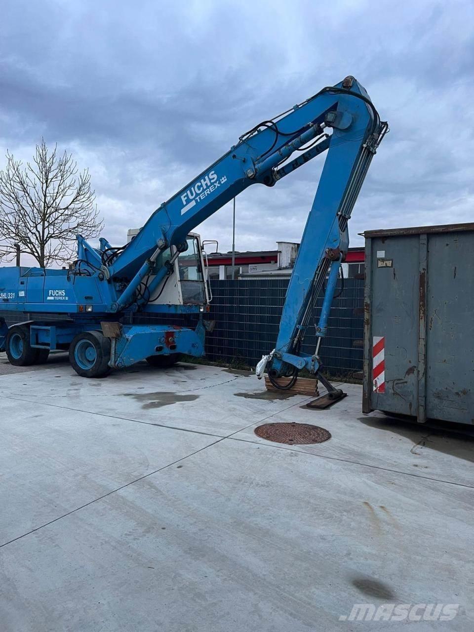 Fuchs MHL 331 Excavadoras de ruedas