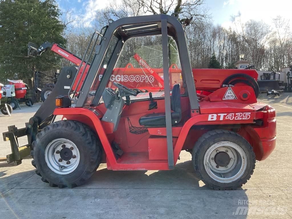 Manitou BT 425 Carretillas telescópicas