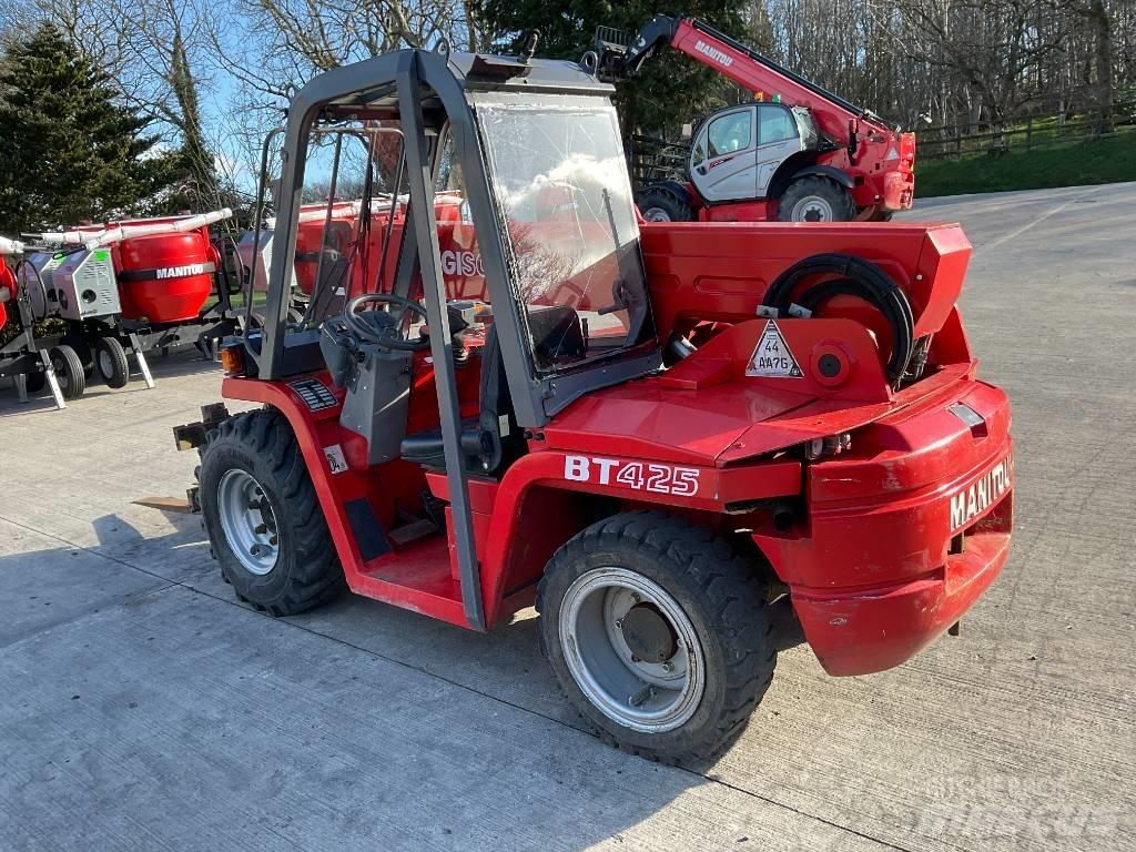 Manitou BT 425 Carretillas telescópicas