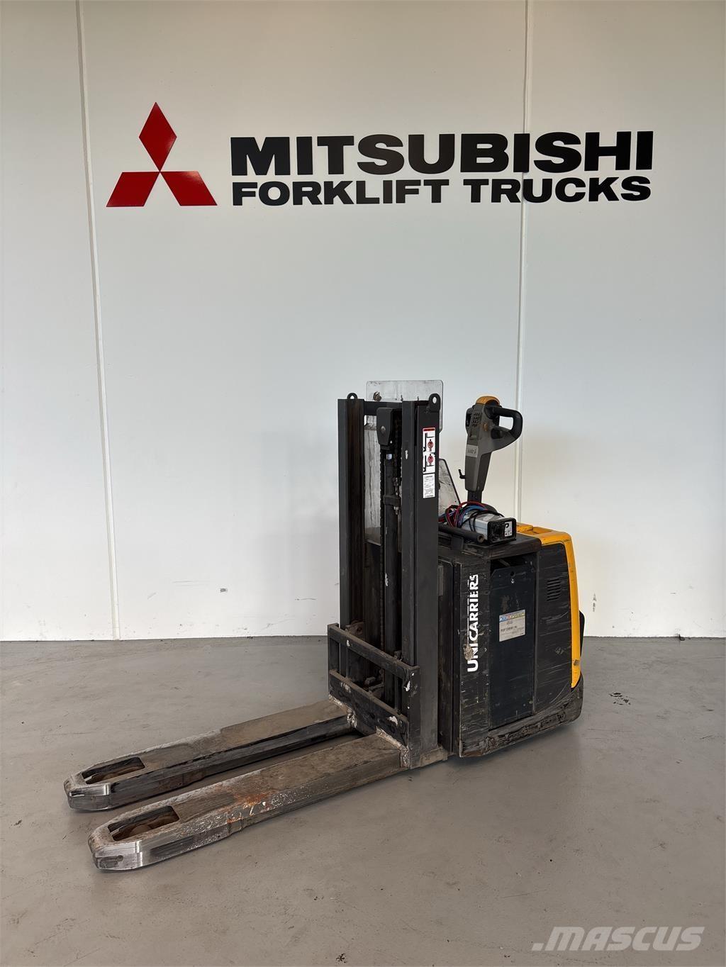 Atlet PDP200 Apiladoras eléctricos