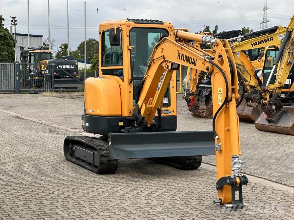 Hyundai R35Z 9A Miniexcavadoras