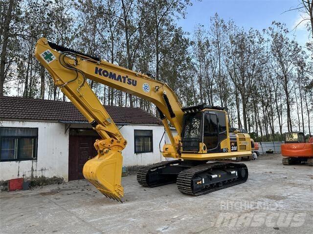 Komatsu PC200-8 Excavadoras sobre orugas