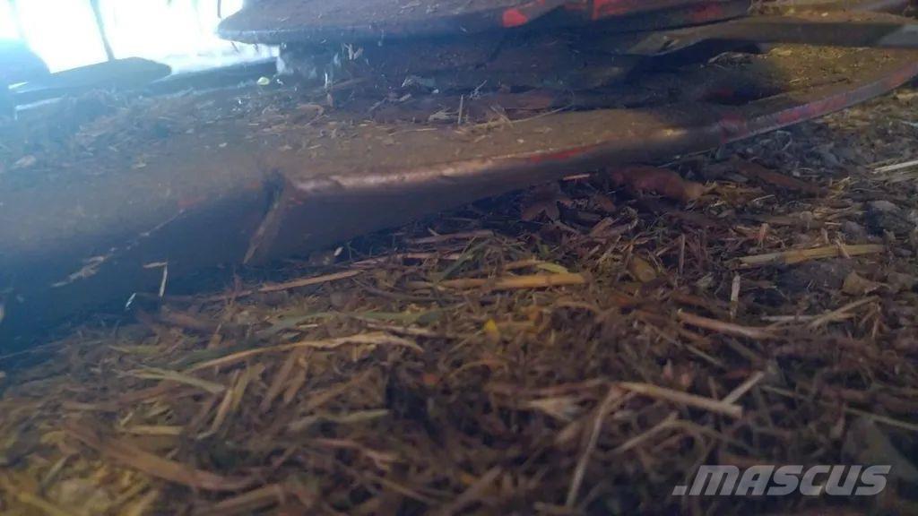 Kuhn FC 314 D FF Corta-césped delanteros y traseros