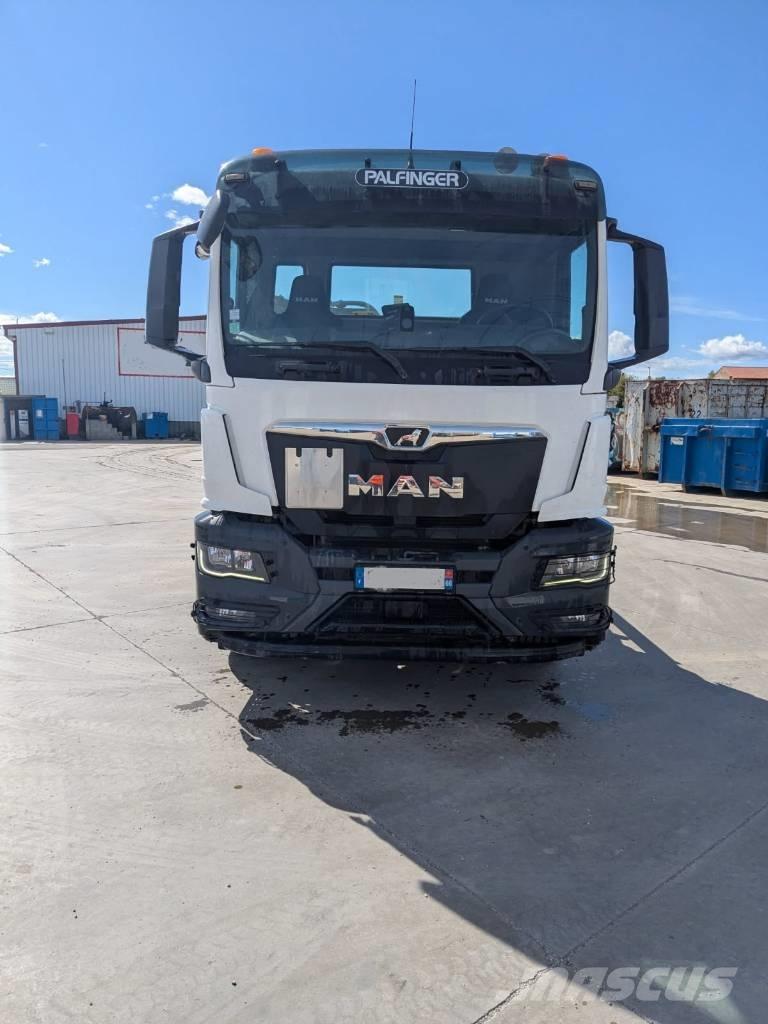 MAN TGS 26.470 Plataformas sobre camión