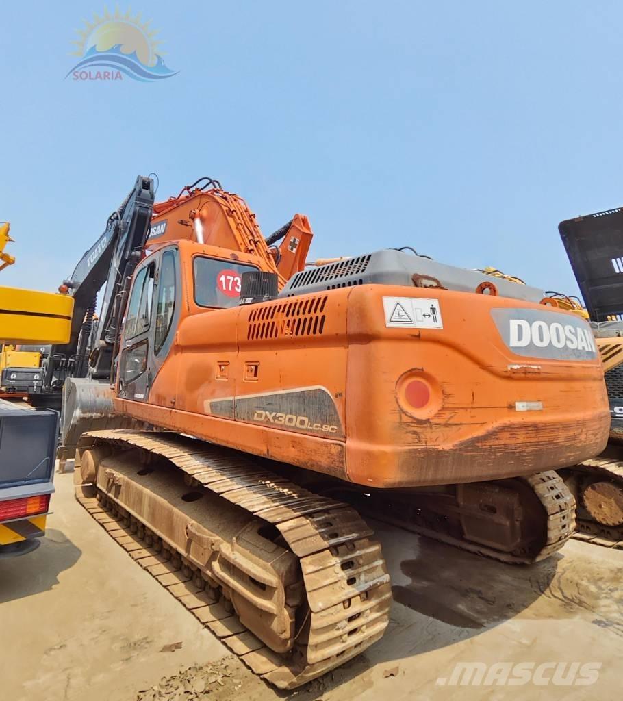 Doosan DX 300 LC Excavadoras sobre orugas