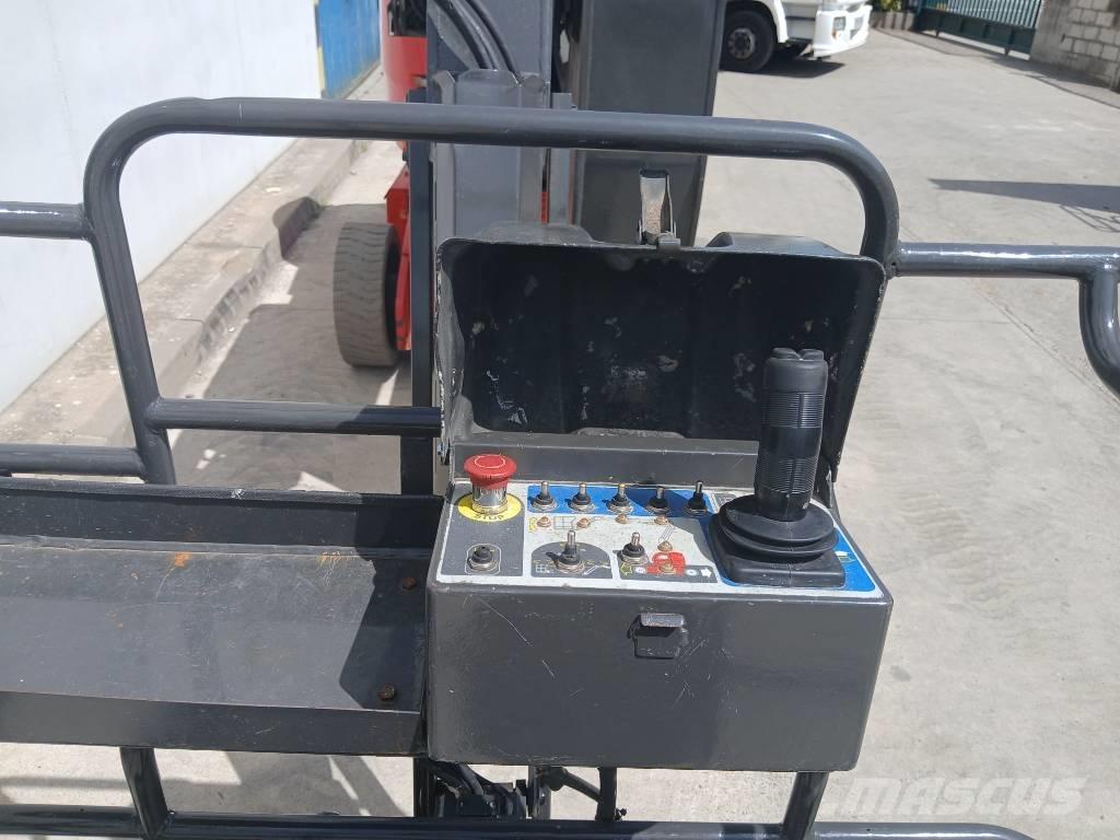 Manitou 150 AET JC Plataformas con brazo de elevación manual