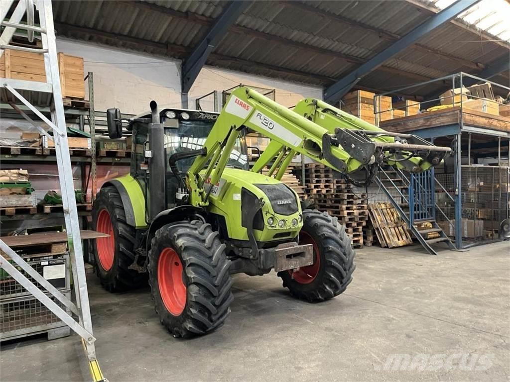 CLAAS Arion 420 Tractores
