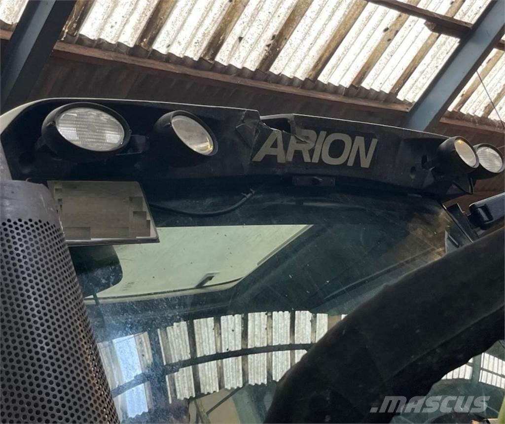 CLAAS Arion 420 Tractores