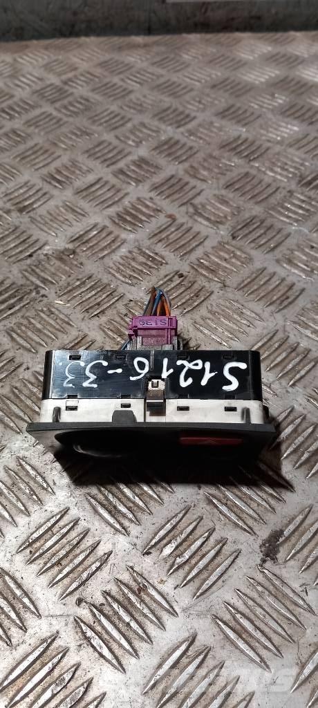 Scania R 440   1900316 Cabinas