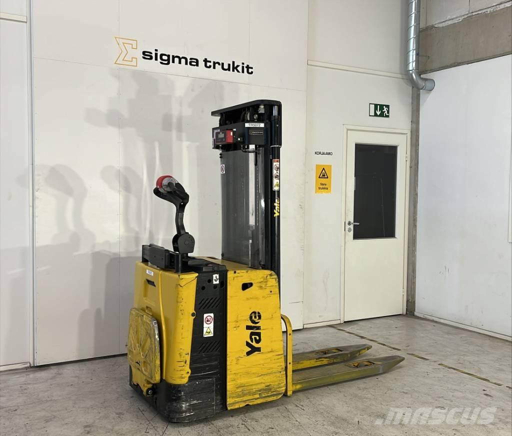Yale MS 12 X Apiladoras eléctricos
