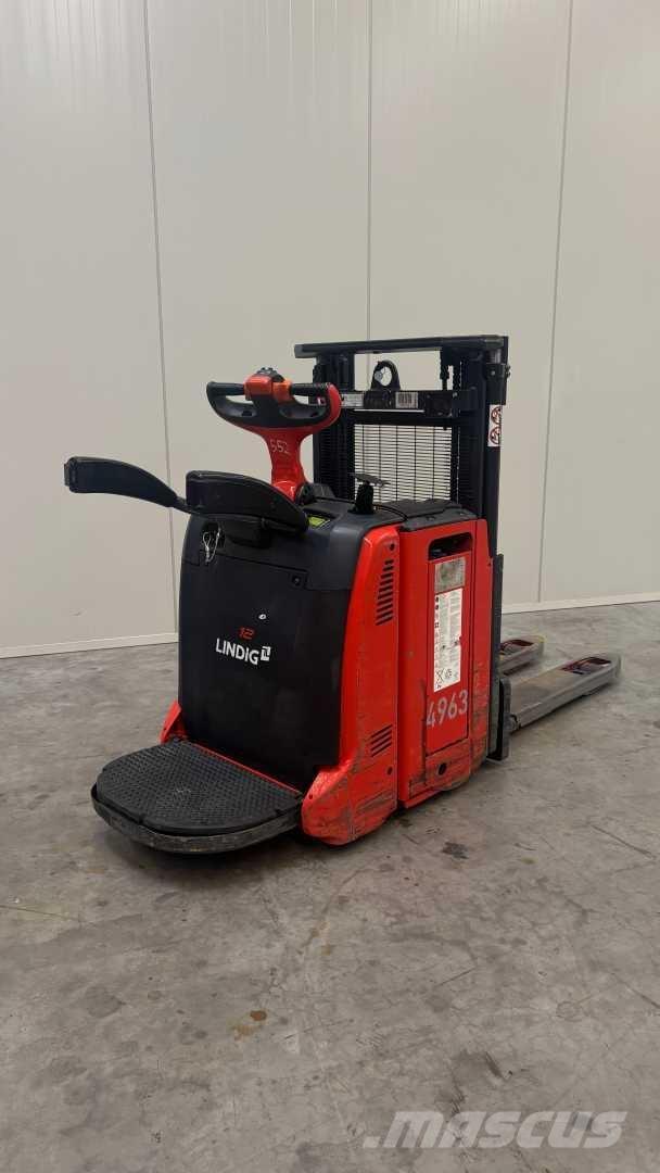 Linde D12AP Apiladoras eléctricos