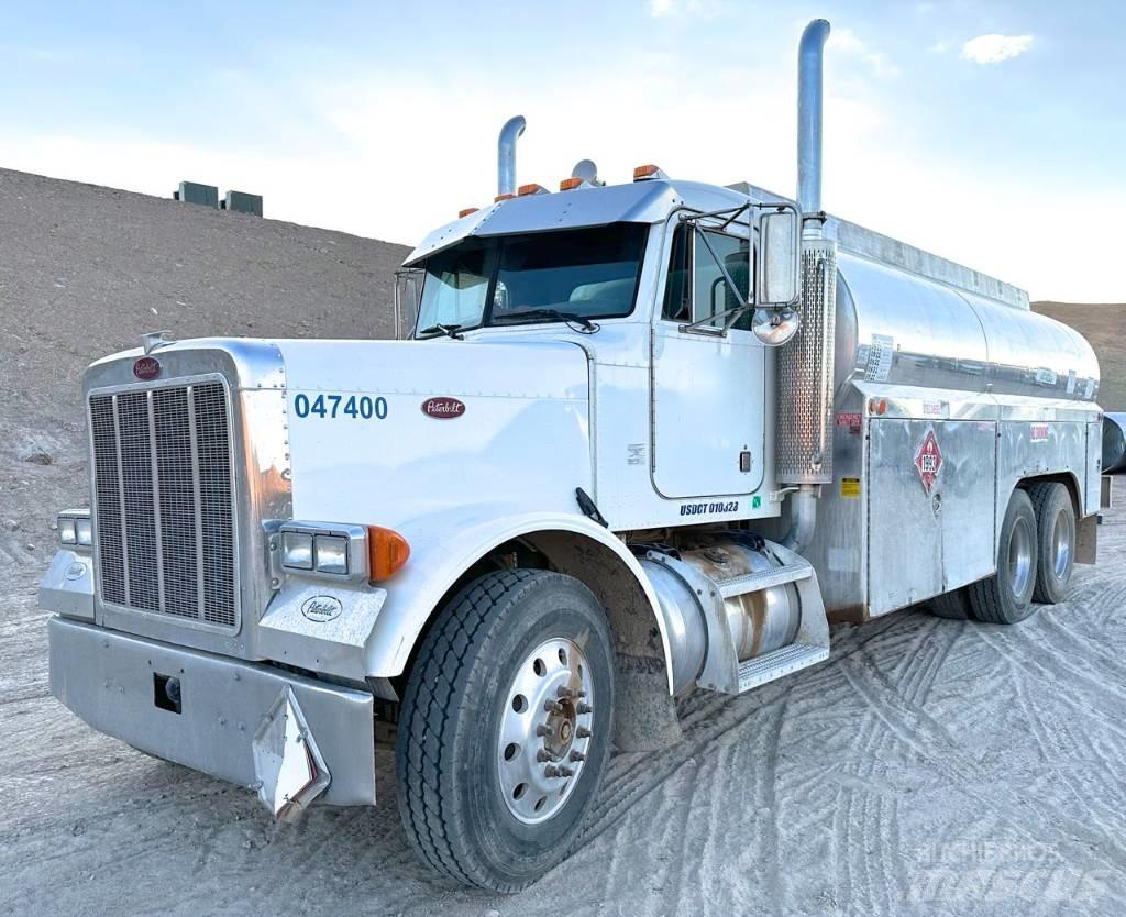 Peterbilt 000 Camiones cisternas