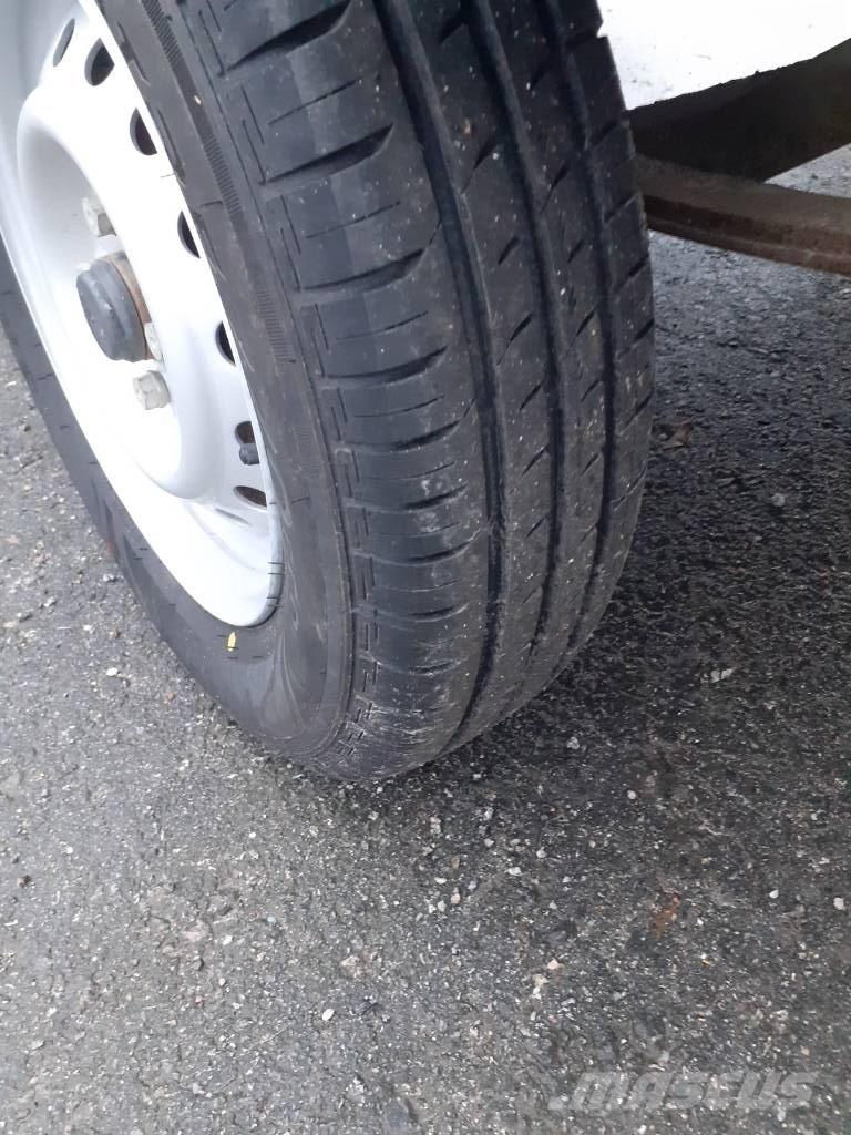 Muuli 1500L Remolques livianos