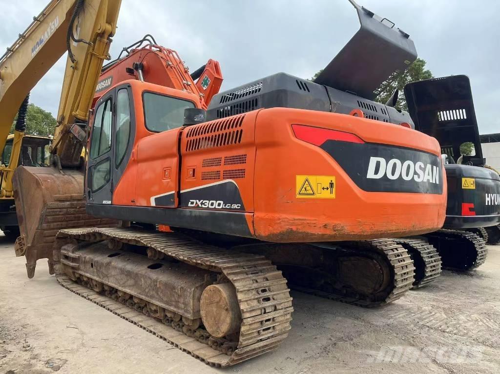 Doosan DX300LC-9C Excavadoras sobre orugas