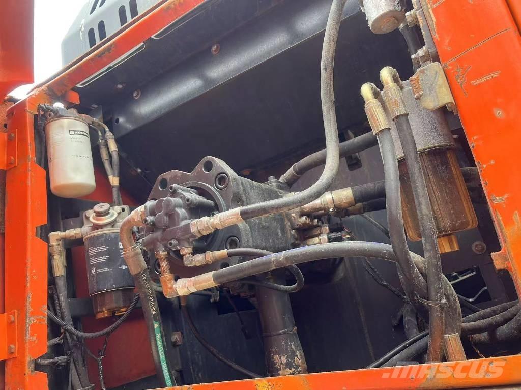 Doosan DX300LC-9C Excavadoras sobre orugas