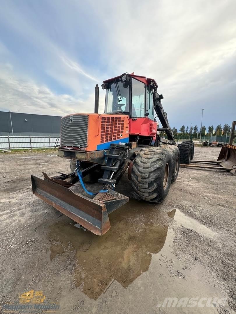 Valmet 890.2 Transportadoras