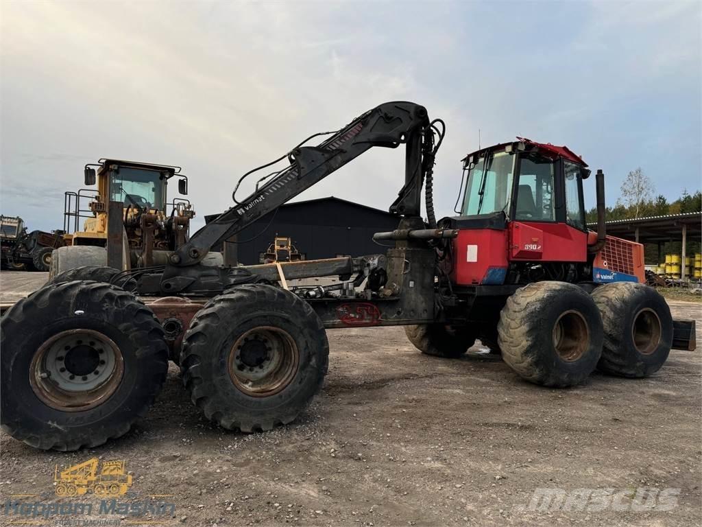 Valmet 890.2 Transportadoras