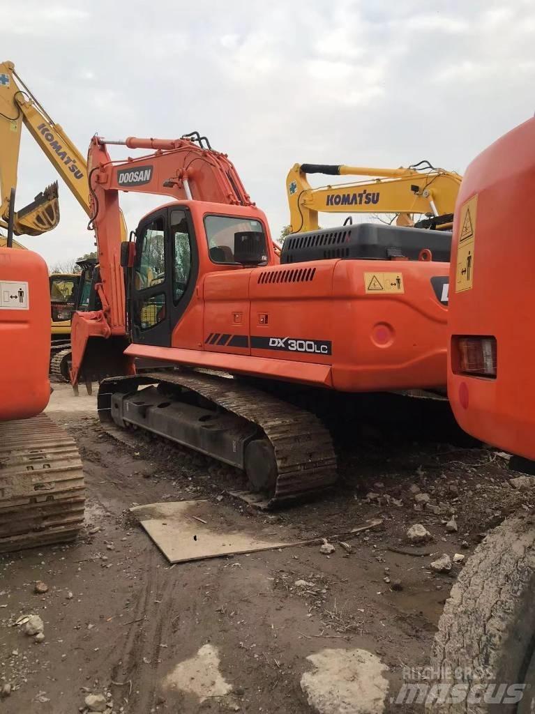 Doosan dx300 Excavadoras sobre orugas