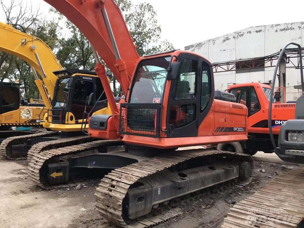 Doosan dx300 Excavadoras sobre orugas