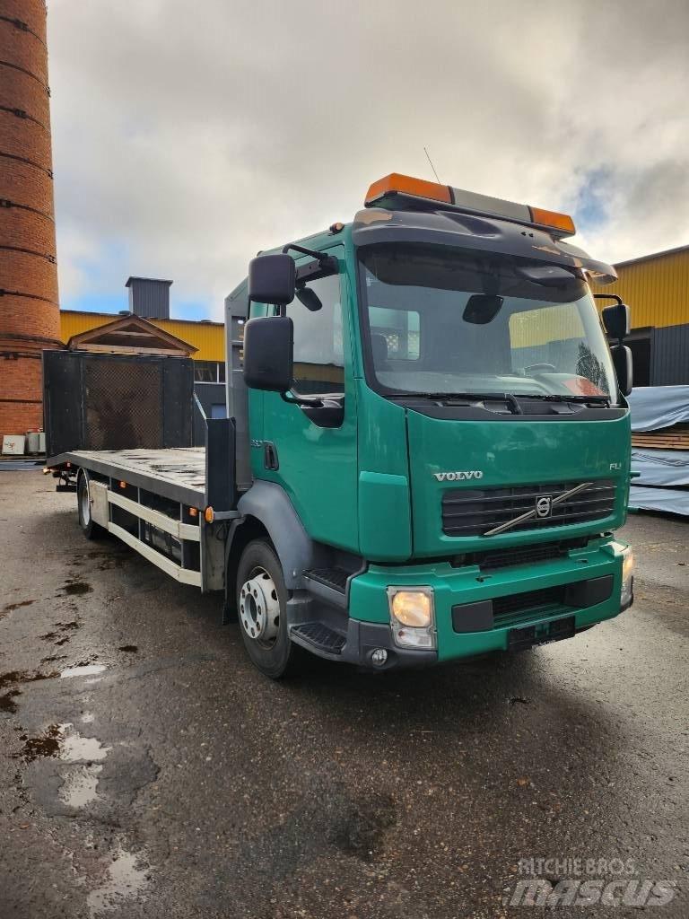 Volvo FL 260 Camiones de superficie plana/cabrestantes