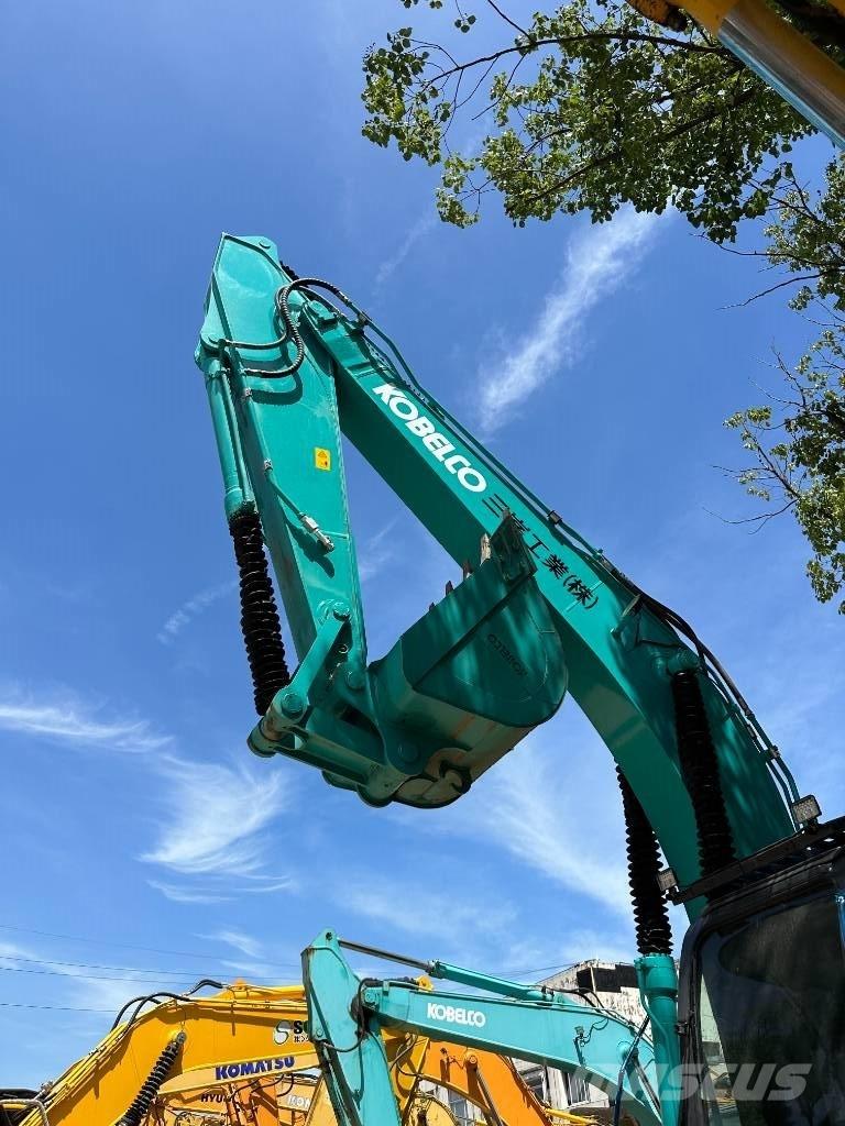 Kobelco SK 200 Excavadoras sobre orugas
