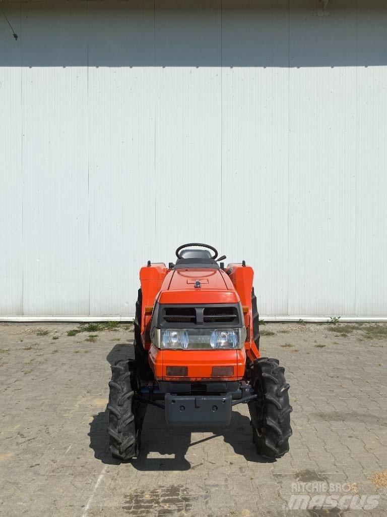 Kubota GL200 Tractores compactos