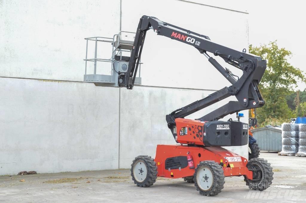 Manitou ManGo 12 Plataformas con brazo de elevación manual