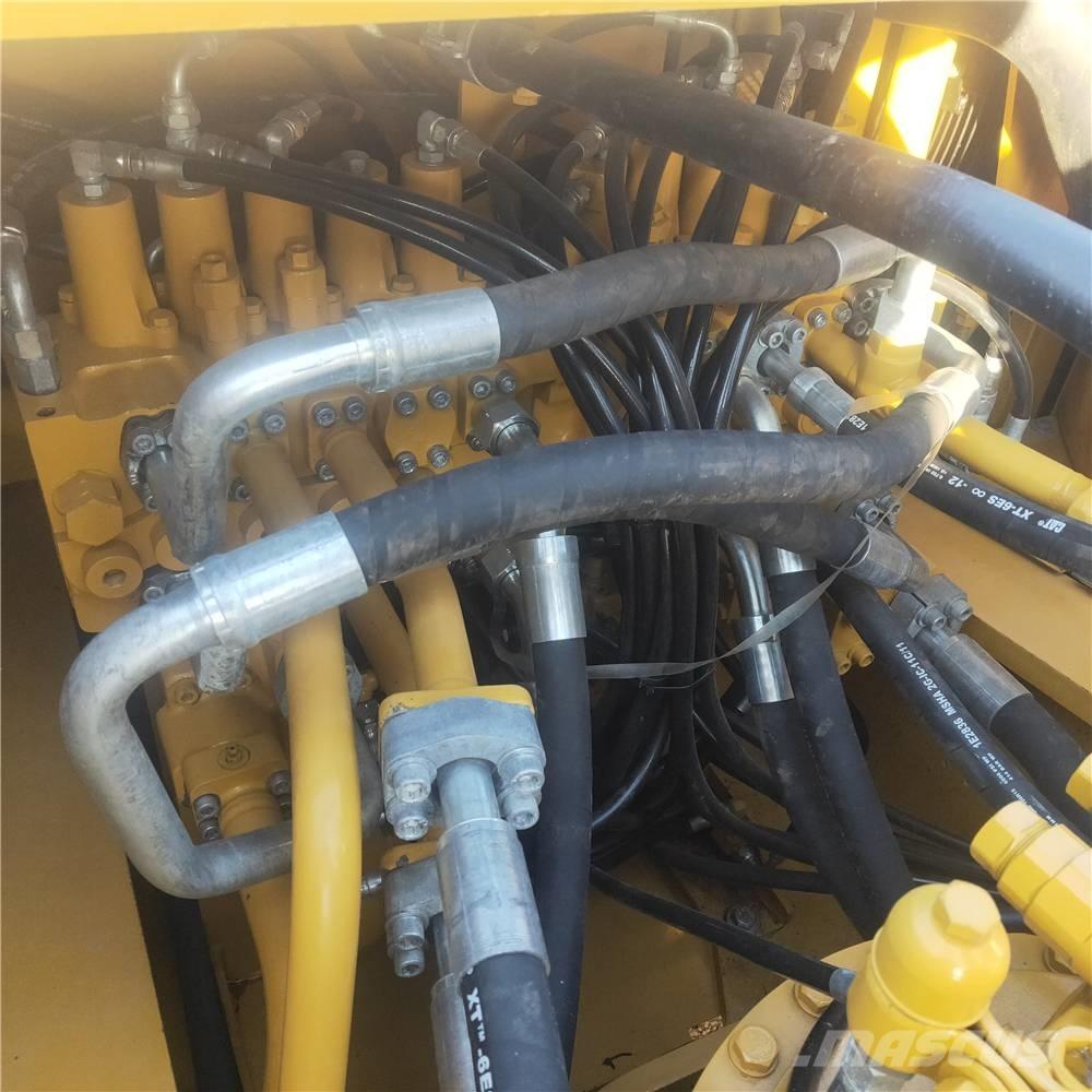 CAT 340D2 Excavadoras sobre orugas