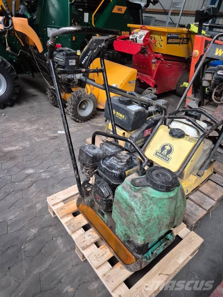 Mikasa MVC-F60 Placas compactadoras