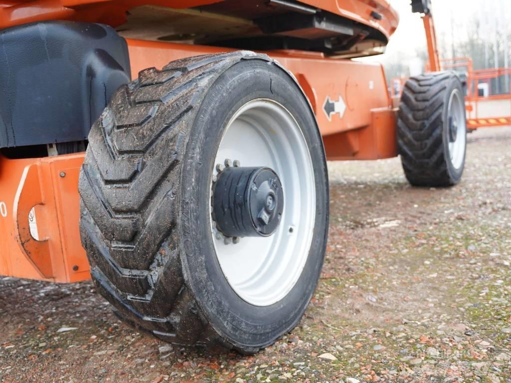 JLG 1250 AJP Plataformas con brazo de elevación manual