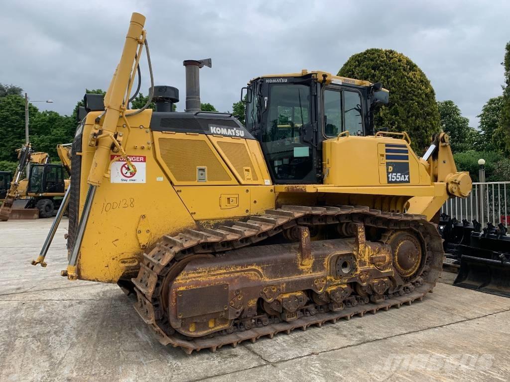 Komatsu D 155 AXI-8 Buldozer sobre oruga