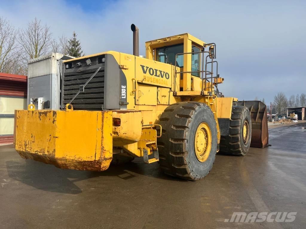 Volvo L 330 E Cargadoras sobre ruedas