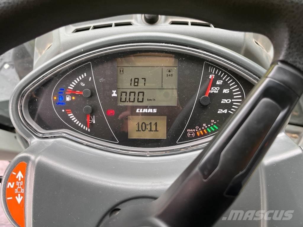 CLAAS ARION 530 CIS Tractores