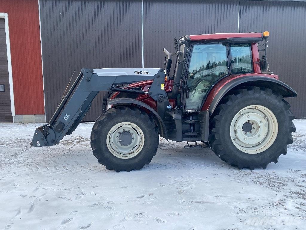 Valtra N163Versu Tractores