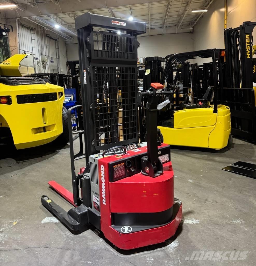 Raymond RSS40 Apiladoras eléctricos