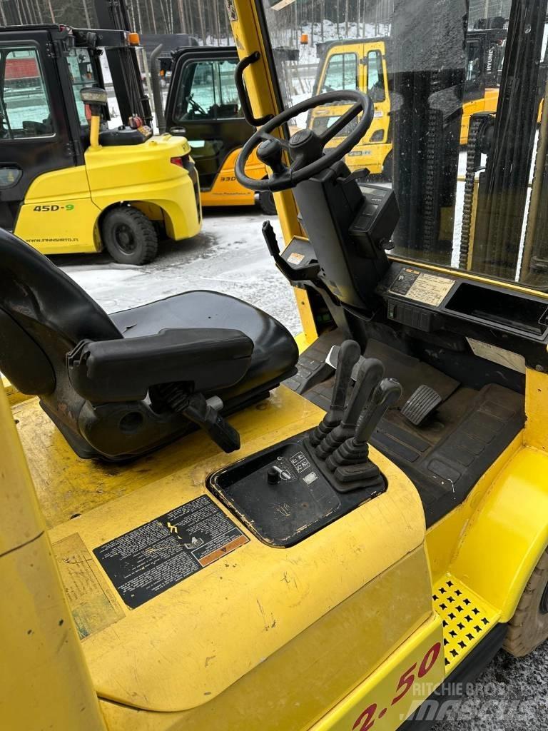 Hyster H2.50XM Camiones LPG