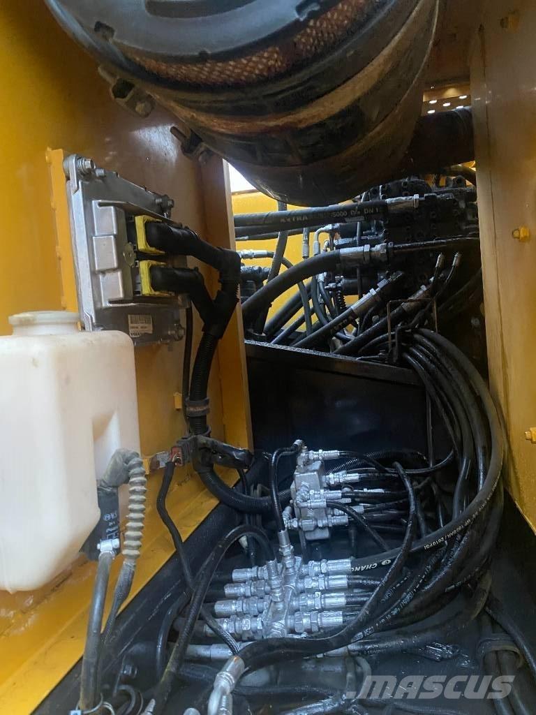 Volvo EC 210 B LC Excavadoras sobre orugas