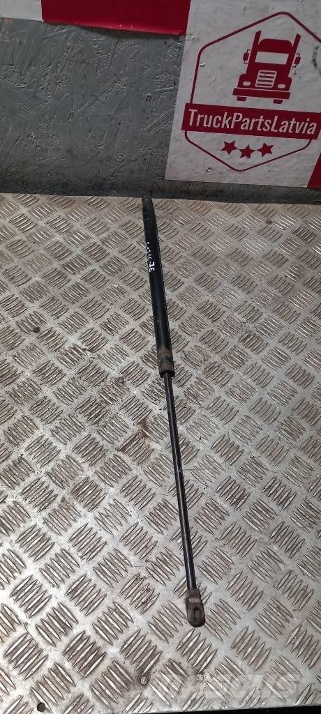 Scania R 440   1761668 Cabinas