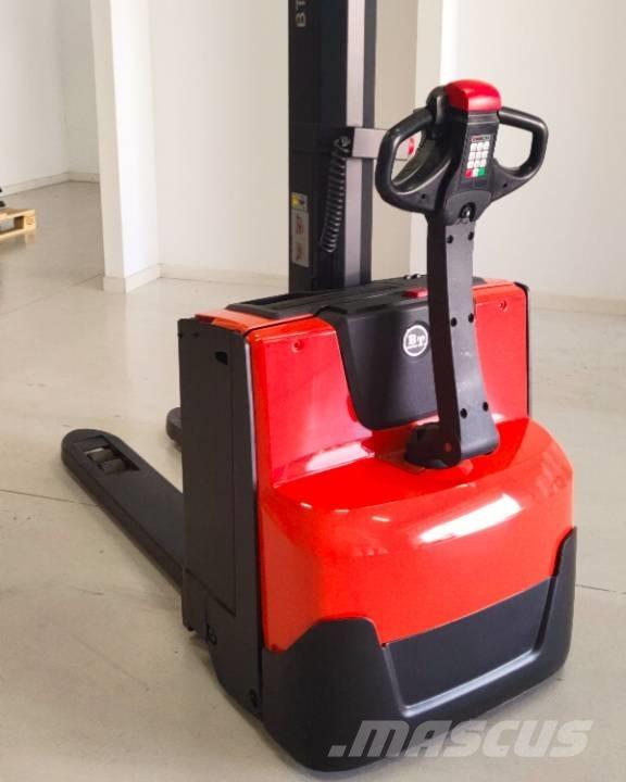 BT SWE 080 L Montacargas manual