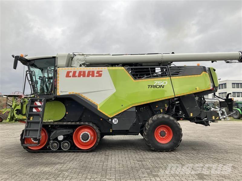 CLAAS TRION 750 TT Cosechadoras combinadas