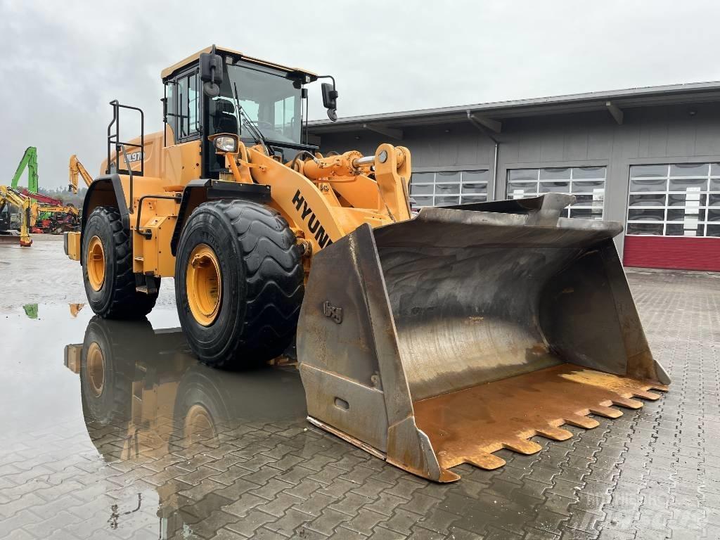 Hyundai HL 970 Cargadoras sobre ruedas