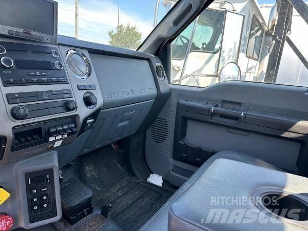 Ford F 750 Camiones de basura