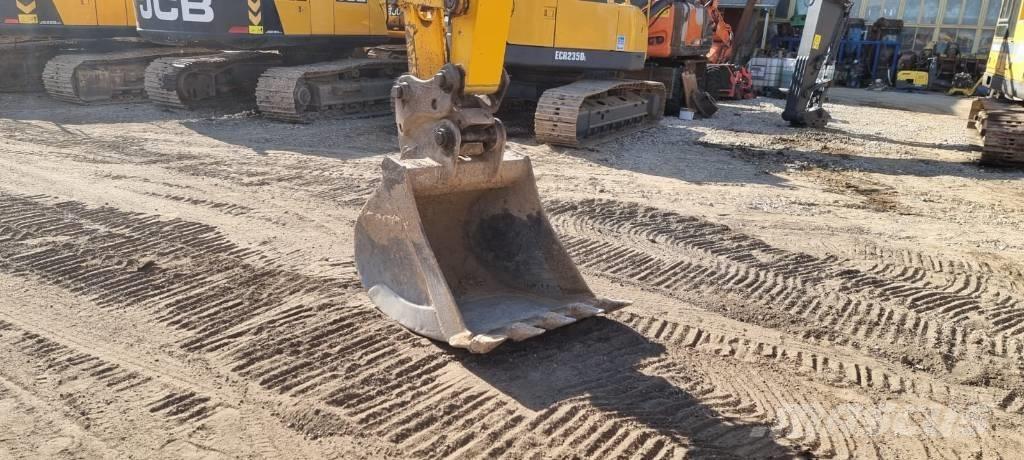 JCB JS 145 LC Plus Excavadoras sobre orugas