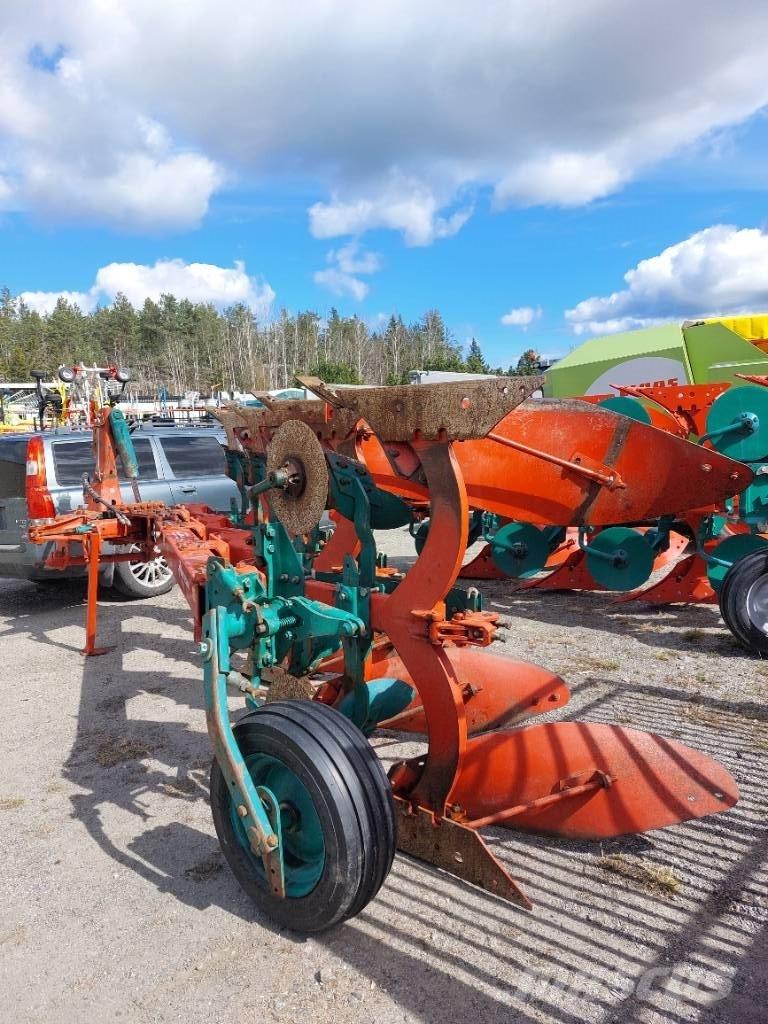 Kverneland EM 85 4 Arados reversibles