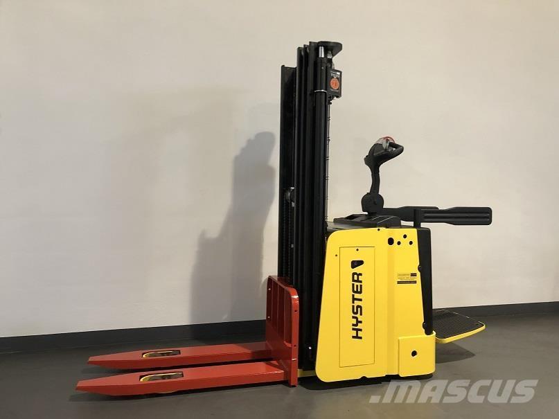 Hyster S1.5S Apiladoras eléctricos