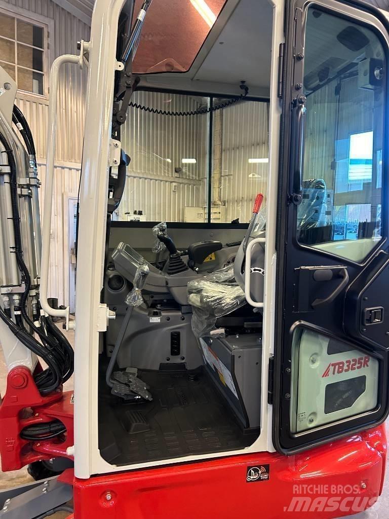 Takeuchi TB325 Miniexcavadoras