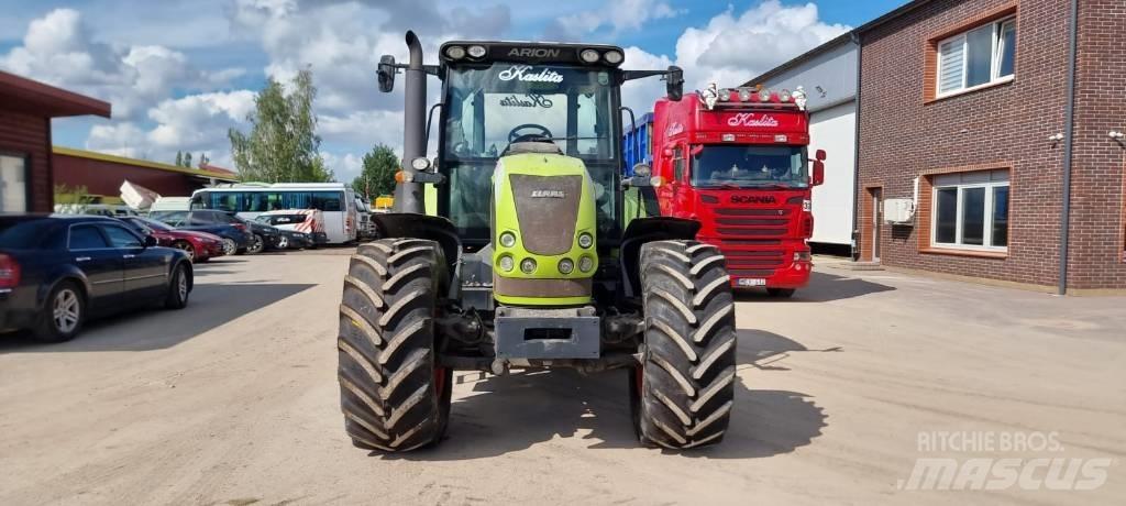 CLAAS Arion 640 Tractores