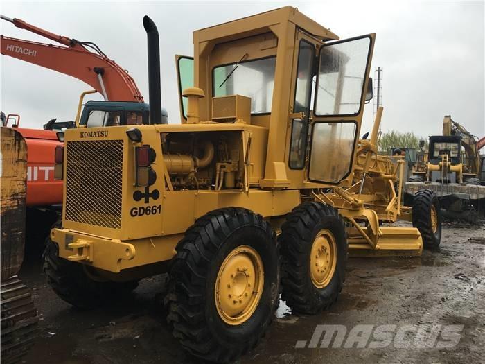 Komatsu GD 661 Niveladoras