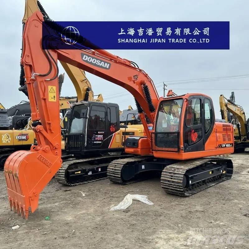 Doosan DX 150 Excavadoras sobre orugas